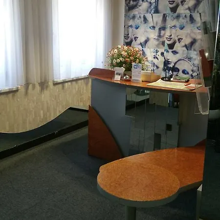Hotel Helga 3*